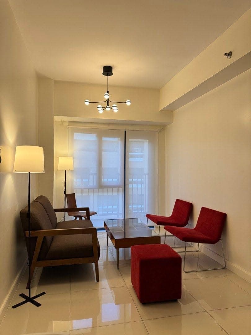 FOR LEASE: - photo 3