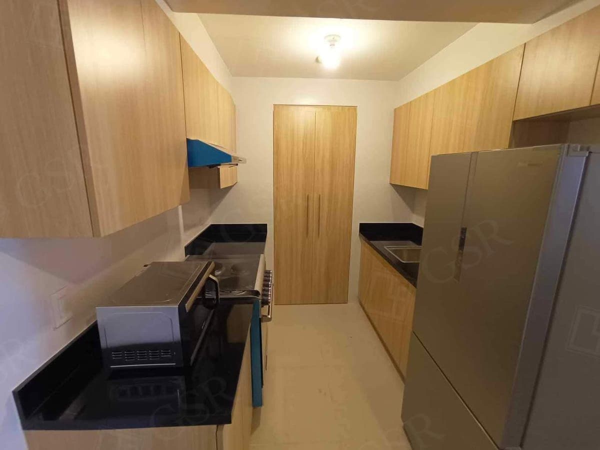 **Fully Furnished One Bedroom Unit with Balcony For Lease at Park Triangle Residences ** - photo 4