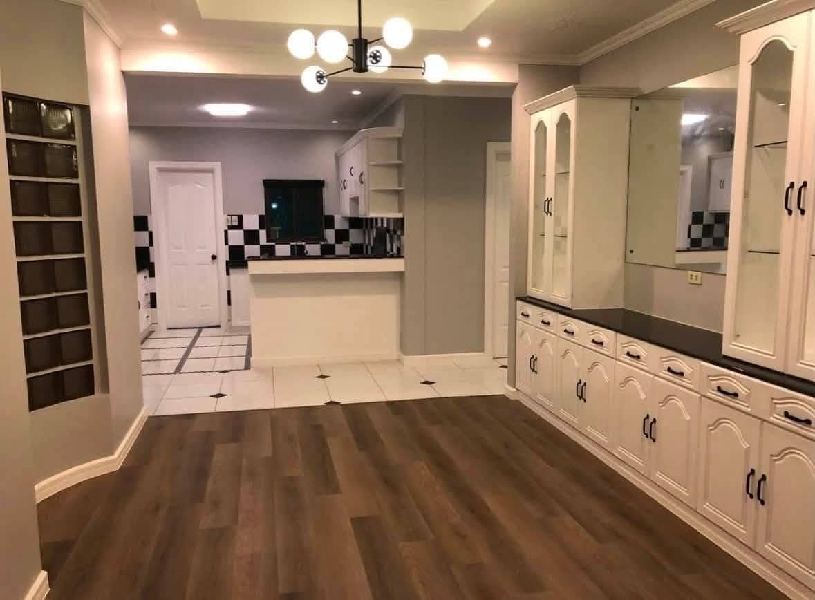 4BR PENTHOUSE CONDO UNIT NEWLY RENOVATED - photo 3