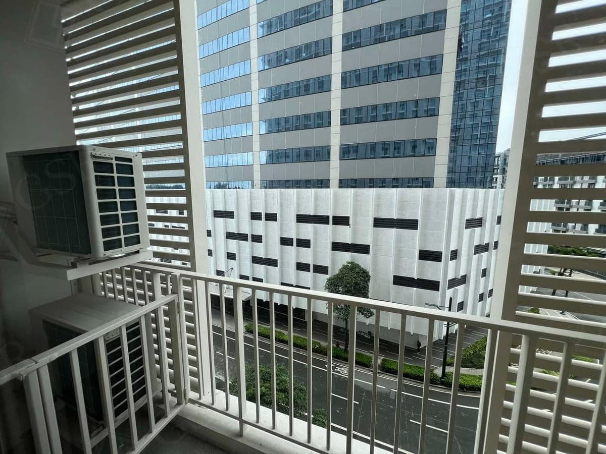 **Unfurnished One Bedroom Unit with Balcony For Lease at Park Mckinley West (GSR-C4X3)** - photo 5