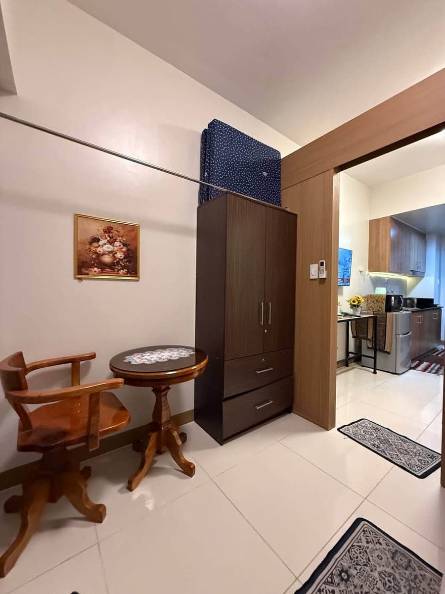 For Lease: Red Residences Chino Roces Avenue, Makati City - photo 5