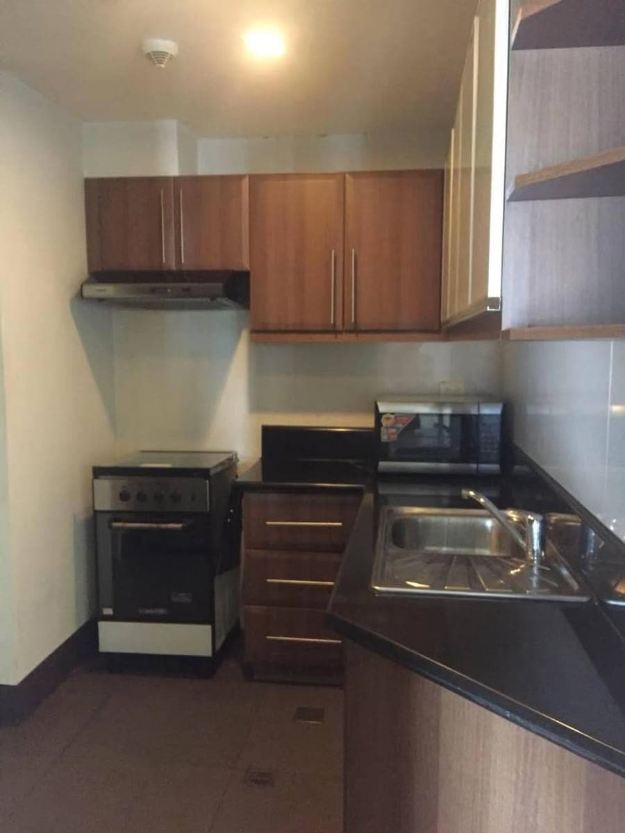 FOR LEASE | 2BR unit at Greenbelt Excelsior 🏙️ - photo 2