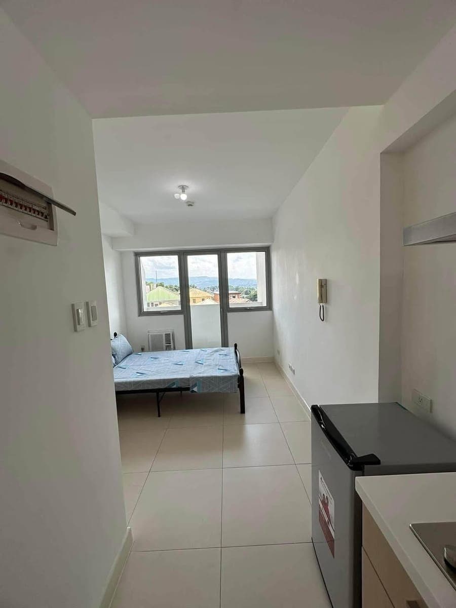 📍 CONDO UNIT FOR LEASE - photo 5