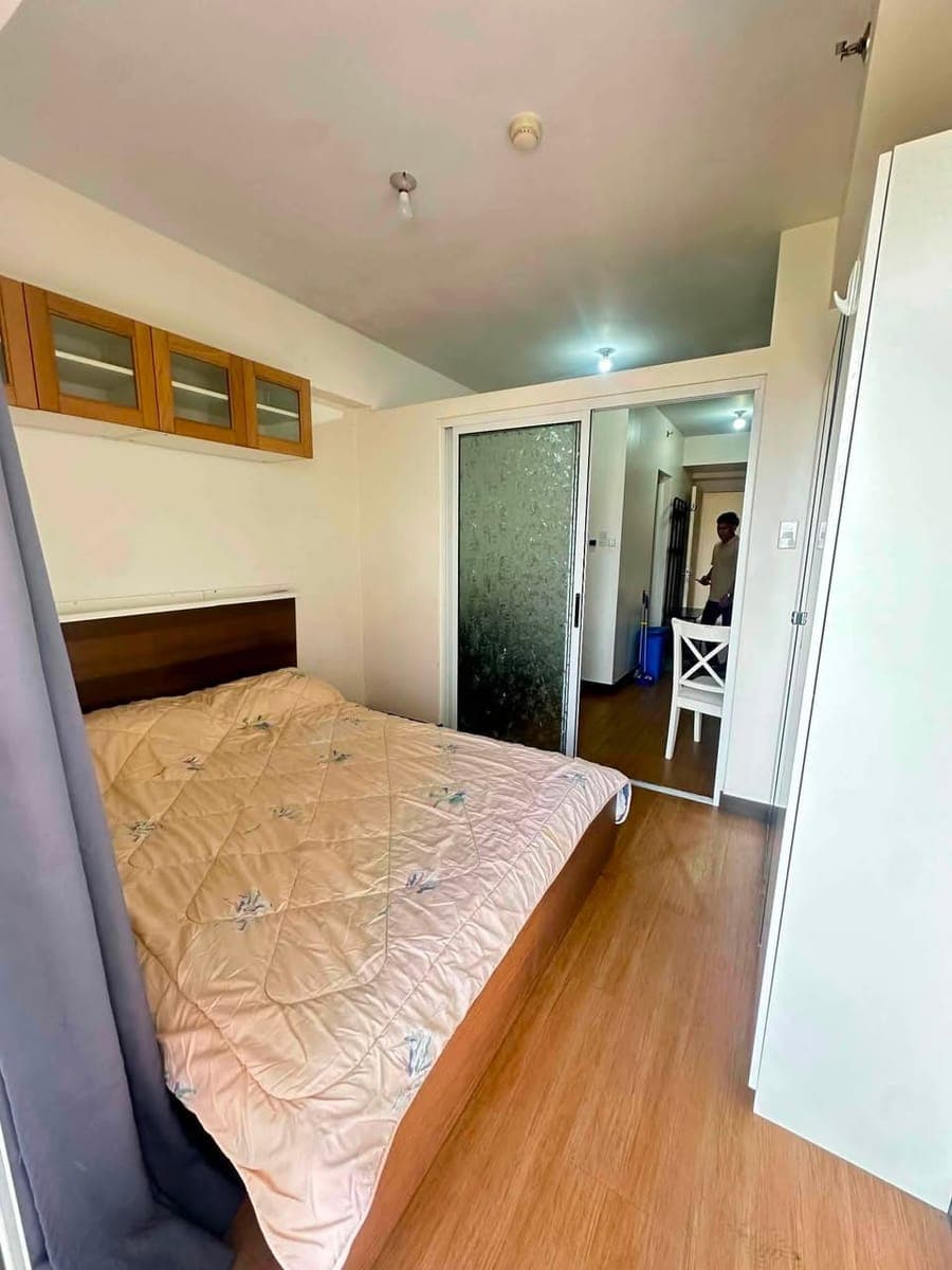 1 BR with Balcony - photo 2