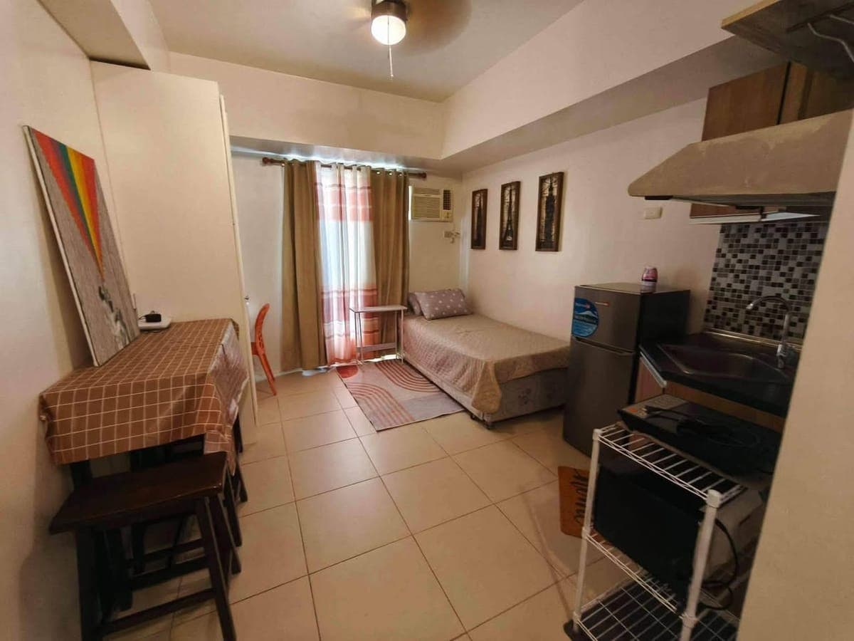 FOR RENT: ₱17,000/month. | Inclusive Association dues - photo 2