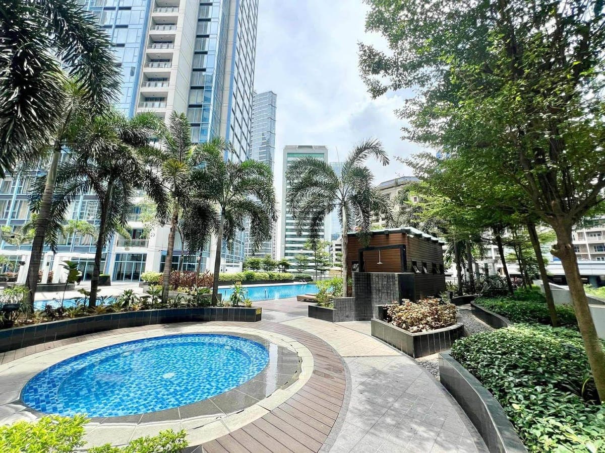 📍 CONDO UNIT FOR LEASE - photo 2
