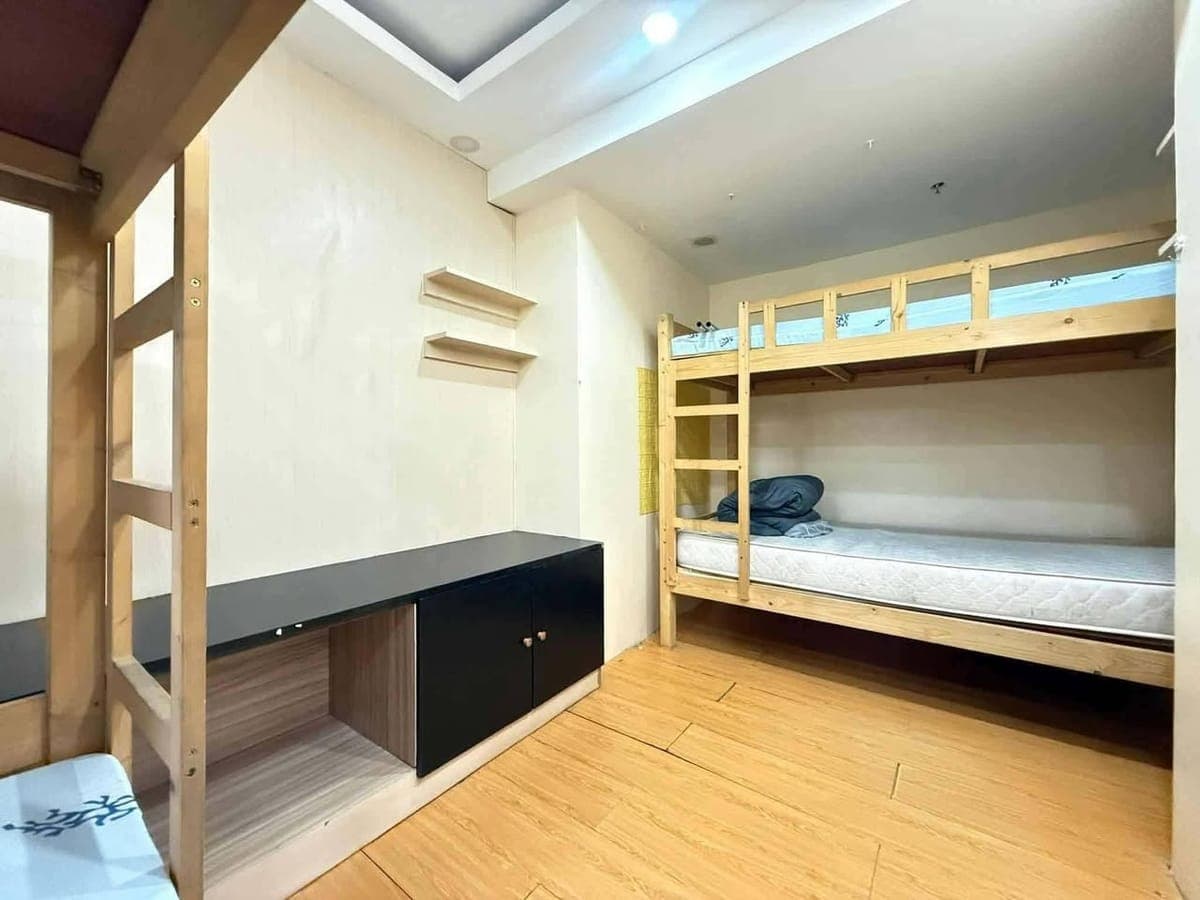 📍 Victoria de Makati Condominium, Washinton st, Brgy. Pio del Pilar, Makati - photo 2