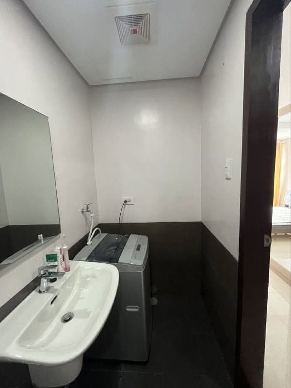 MANDALUYONG | 1BR CONDO FOR RENT (Direct Listing) - photo 2