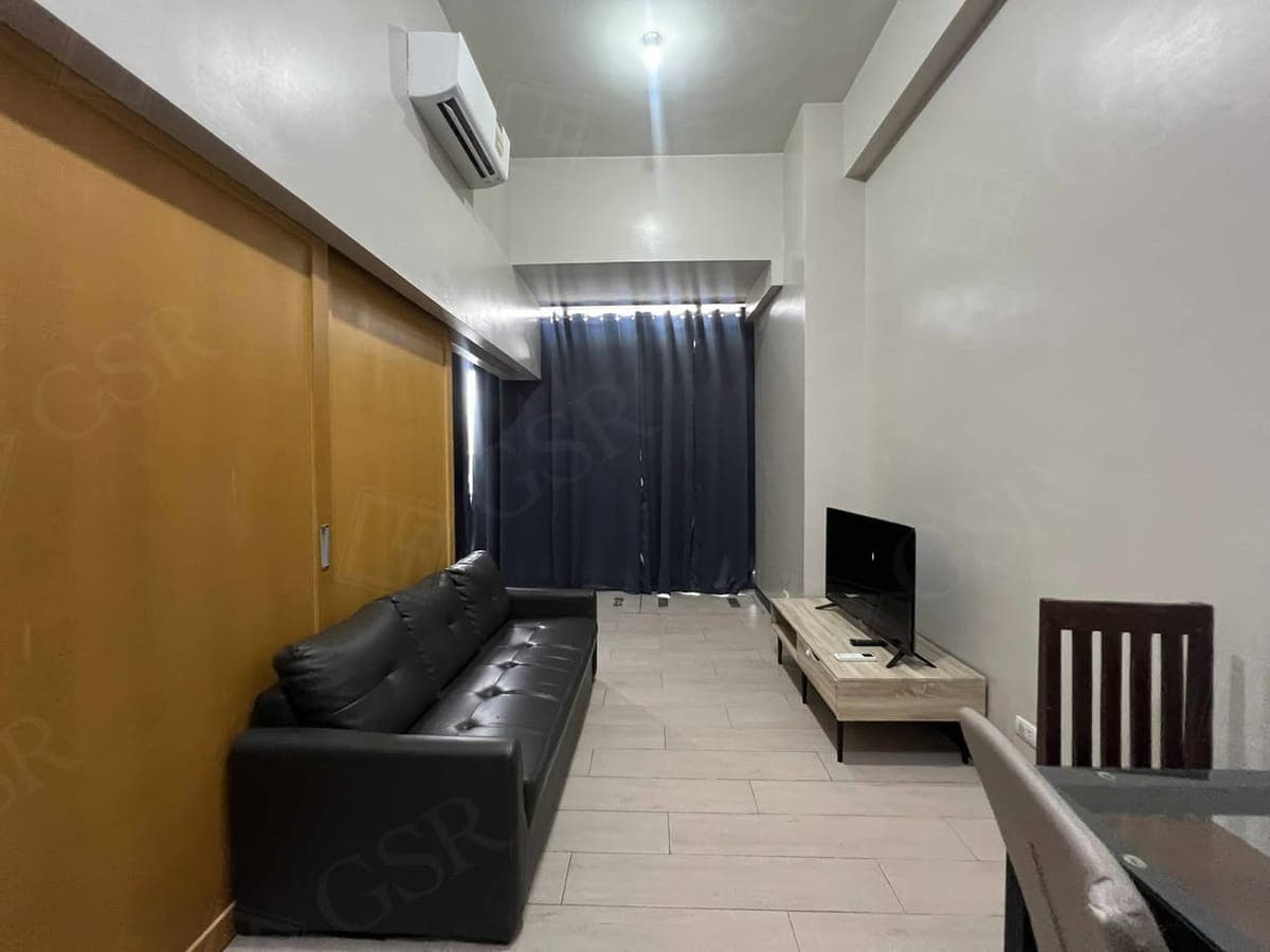 **Semi Furnished One Bedroom Unit For Lease at Greenbelt Hamilton ** - photo 1