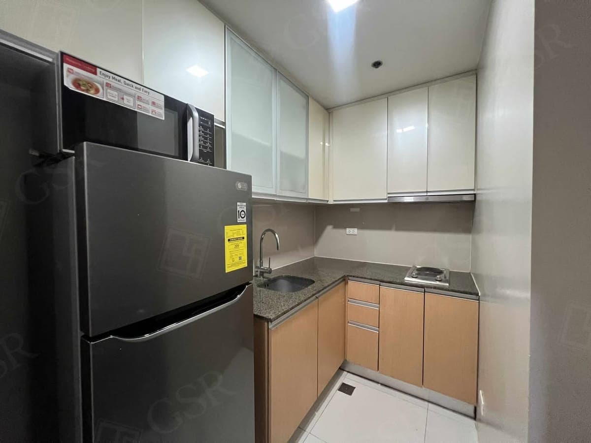 **Semi Furnished One Bedroom Unit For Lease at Greenbelt Hamilton ** - photo 2