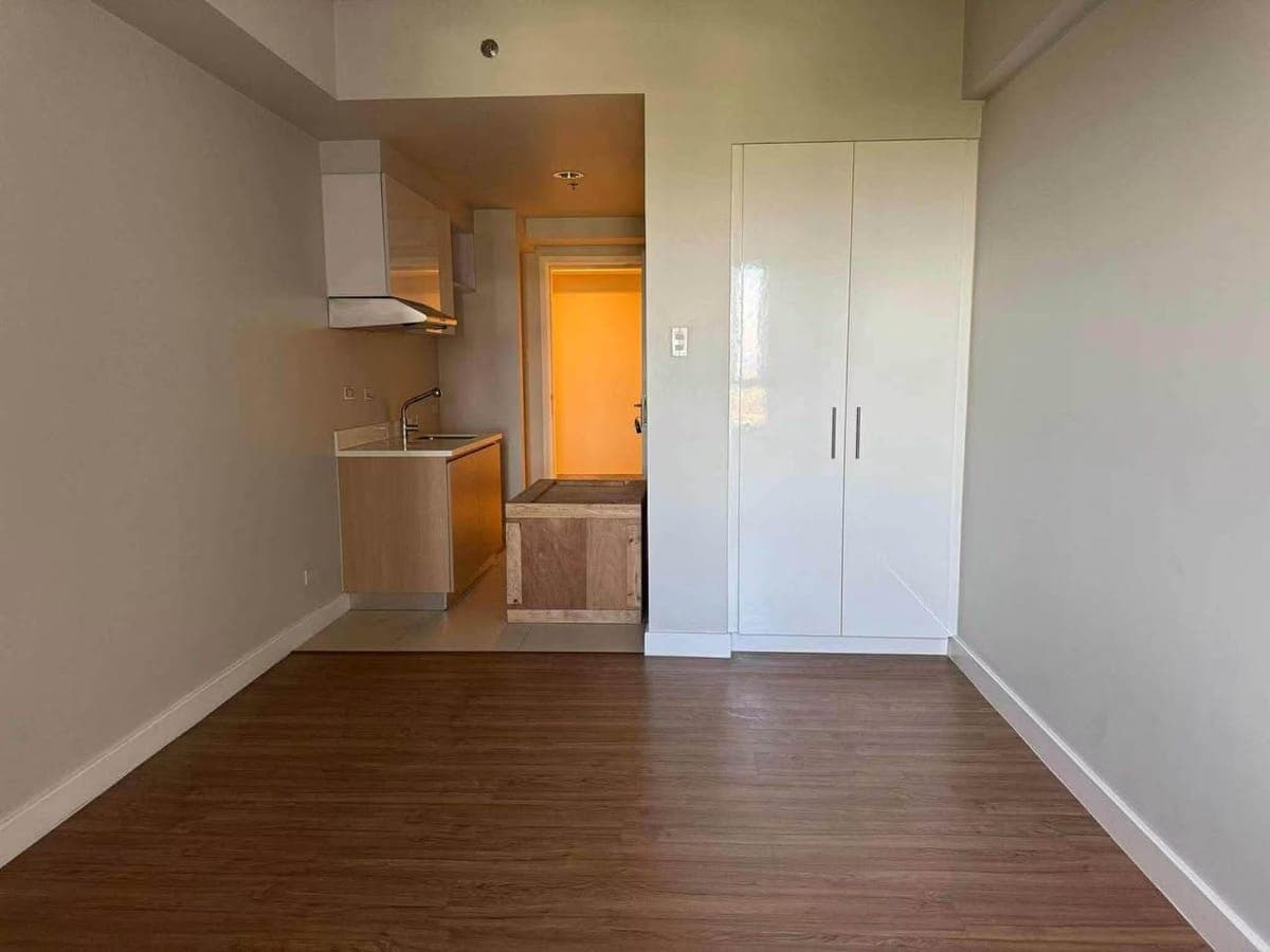 Studio Units for Rent at The Arton by Rockwell – KatipunanStudio Units for Rent at The Arton by Rockwell – Katipunan - photo 4