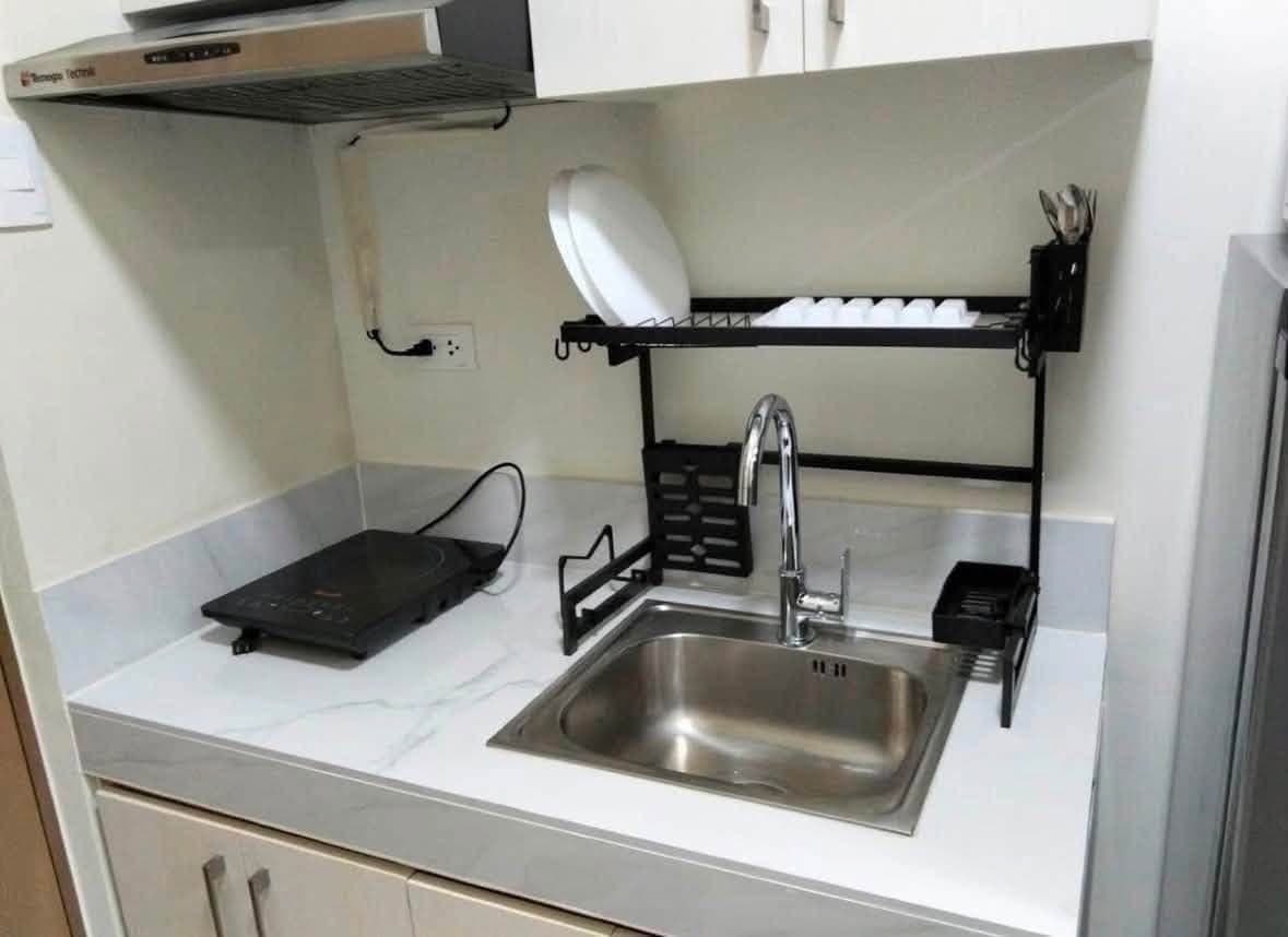 Studio unit with balcony Available for long term RENT - photo 3
