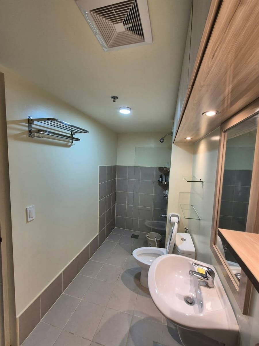 FOR RENT – 1BR Fully Furnished Condo in Avida Cloverleaf, Quezon City - photo 4