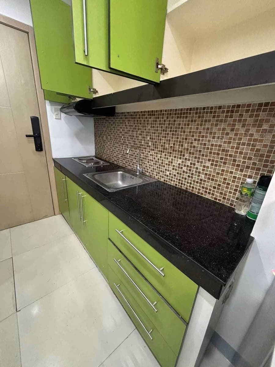 FOR RENT: ₱17,000/month. | Inclusive association dues - photo 5