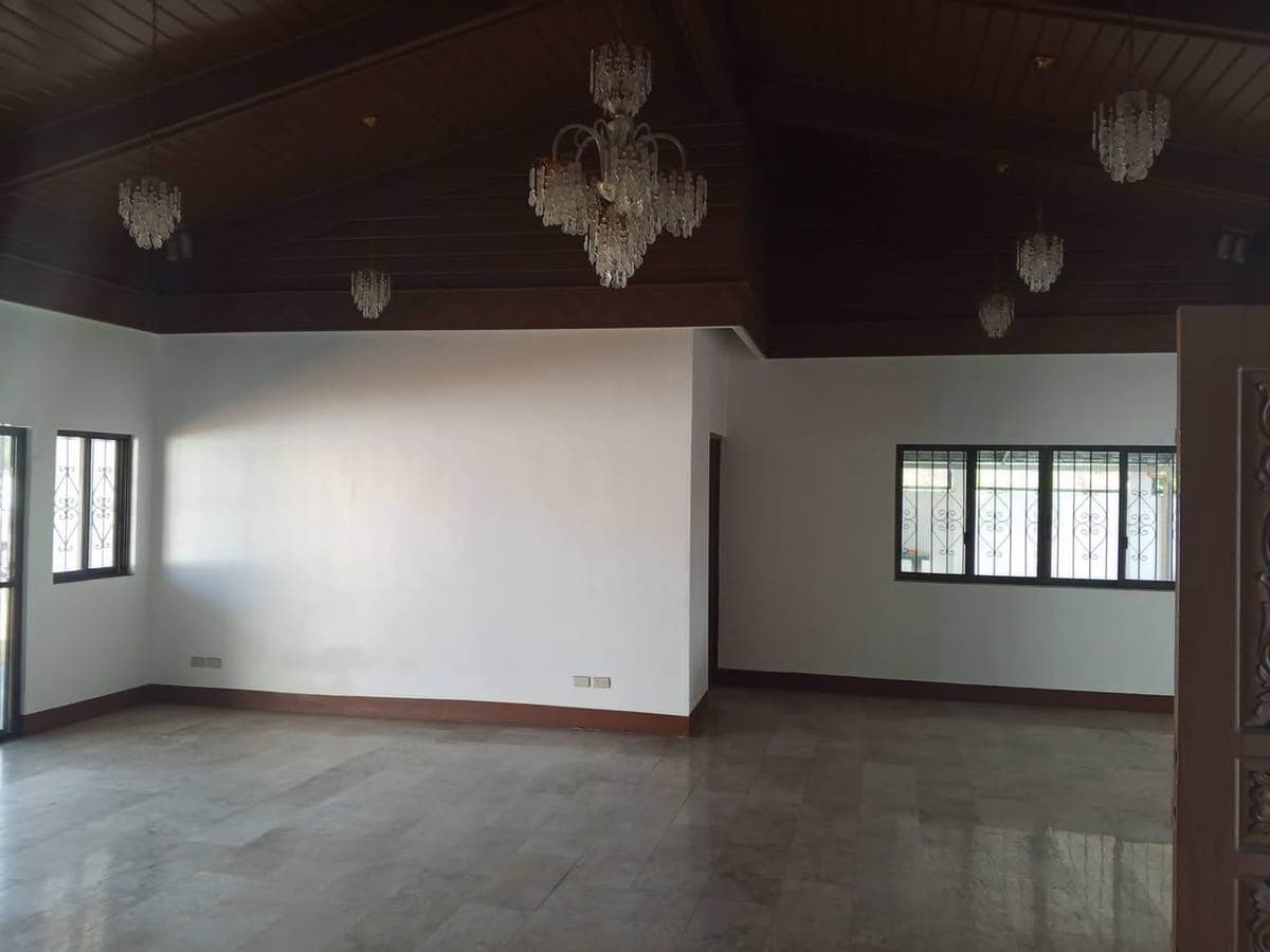 HOUSE FOR RENT! - photo 2