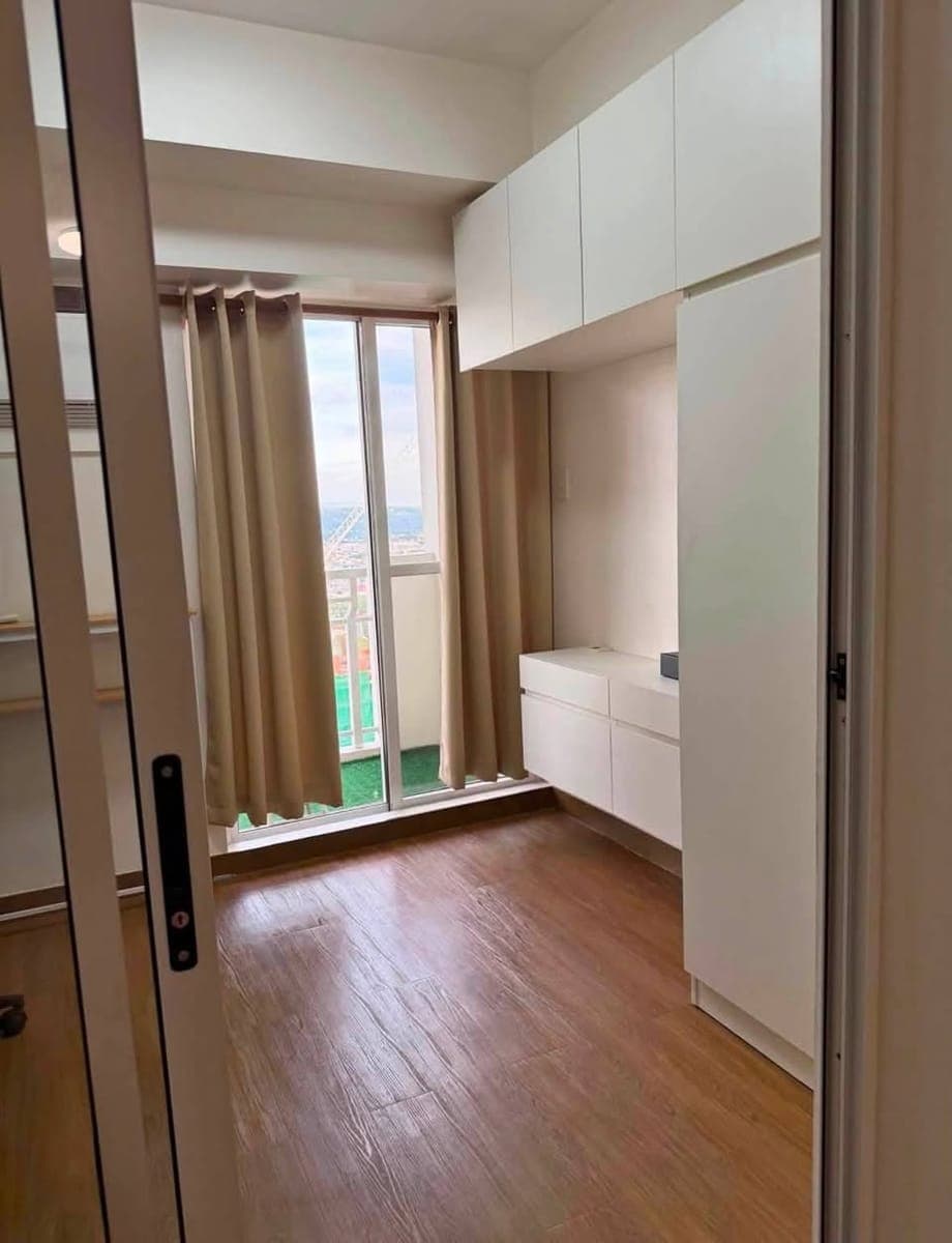 One-Bedroom (29sqm) w/ BALCONY FOR RENT - photo 5
