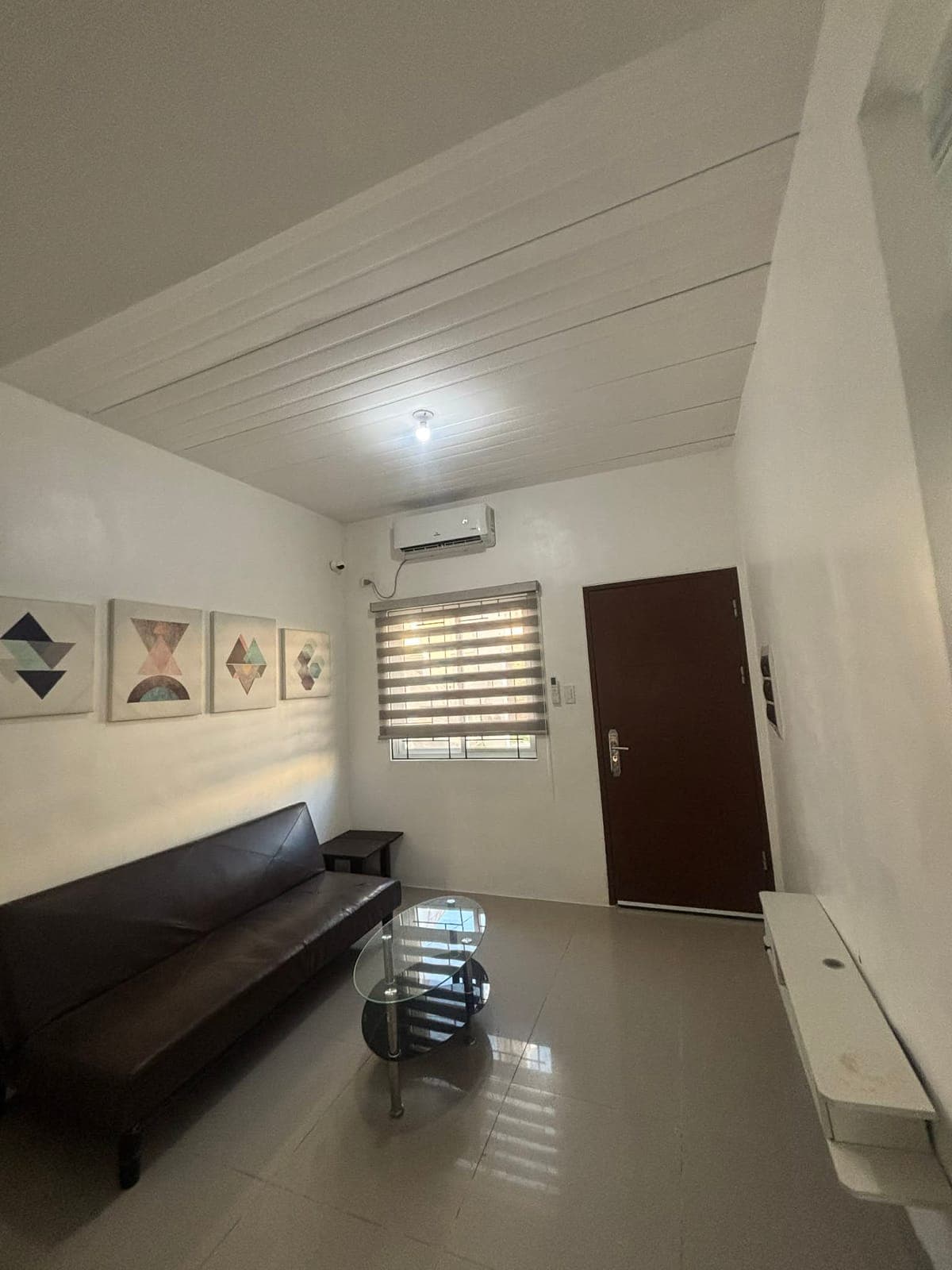 Fully furnished house for rent at Emerald Estate - photo 2