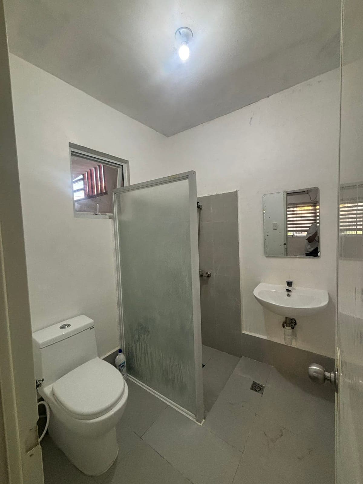 Fully furnished house for rent at Emerald Estate - photo 8