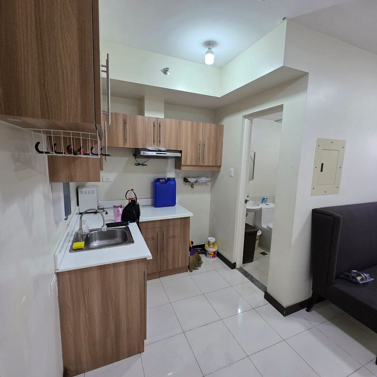 # **FOR LONG TERM RENT: Zinnia Tower 1BR** - photo 4