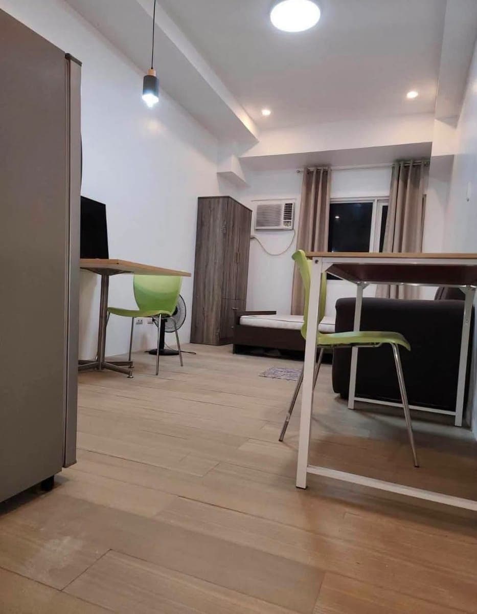 RUSH CONDO FOR RENT - photo 3