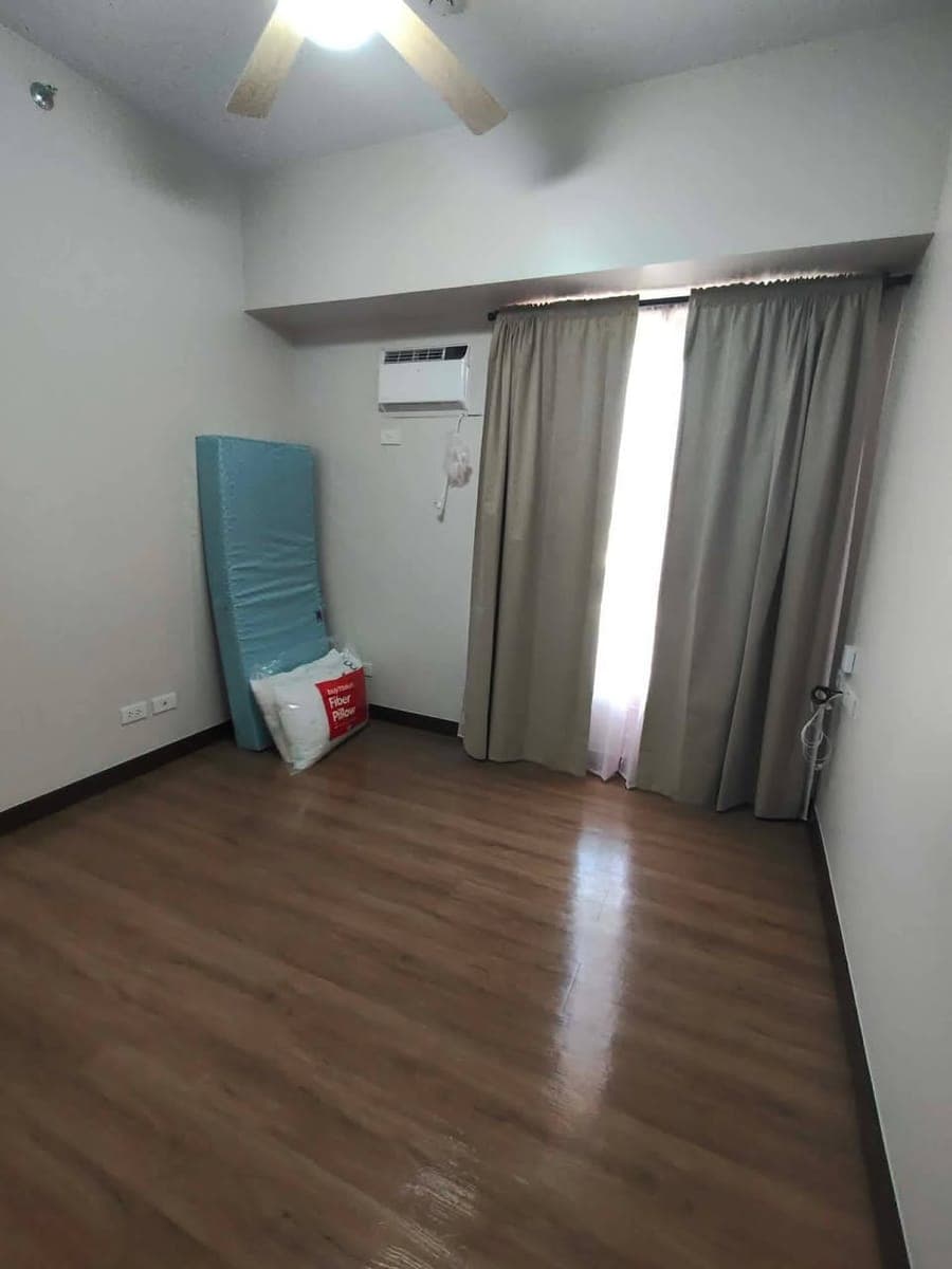 🏡 1-BEDROOM CONDO FOR RENT IN QUEZON CITY! - photo 4