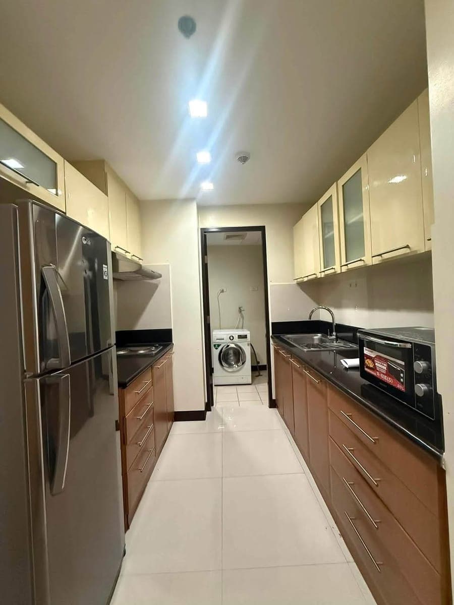FOR RENT | 1BR + MAID’S ROOM – ₱33,000 - photo 2
