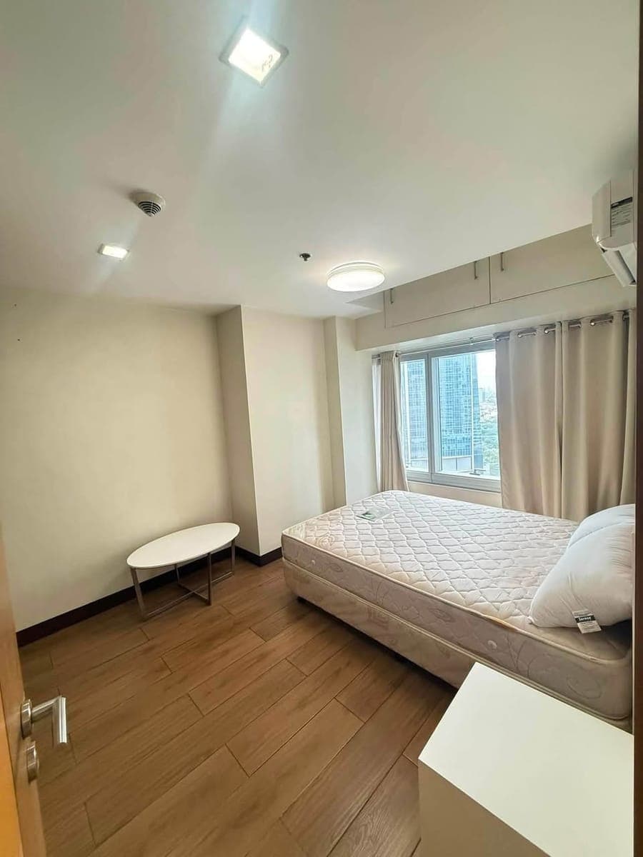 FOR RENT | 1BR + MAID’S ROOM – ₱33,000 - photo 3