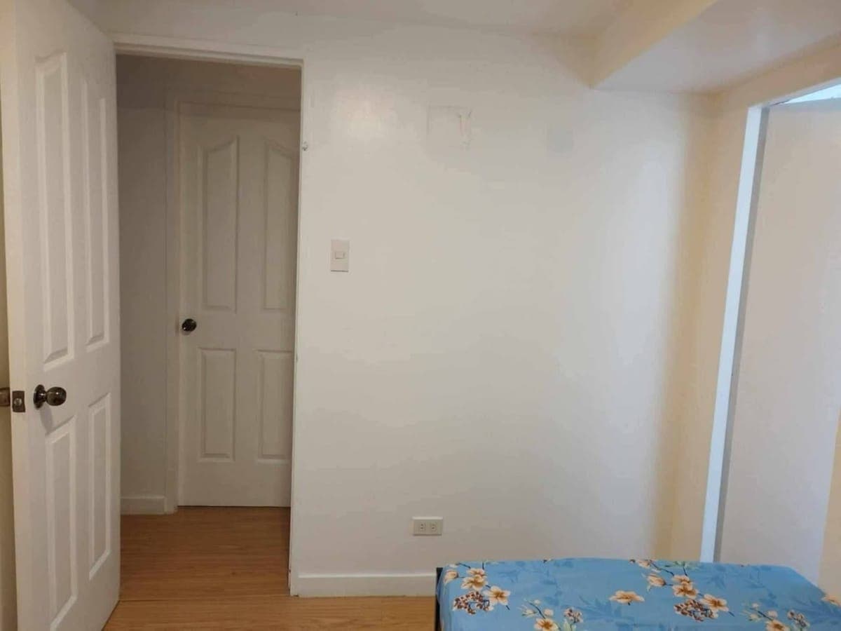 For Rent 2BR fully furnished. - photo 2