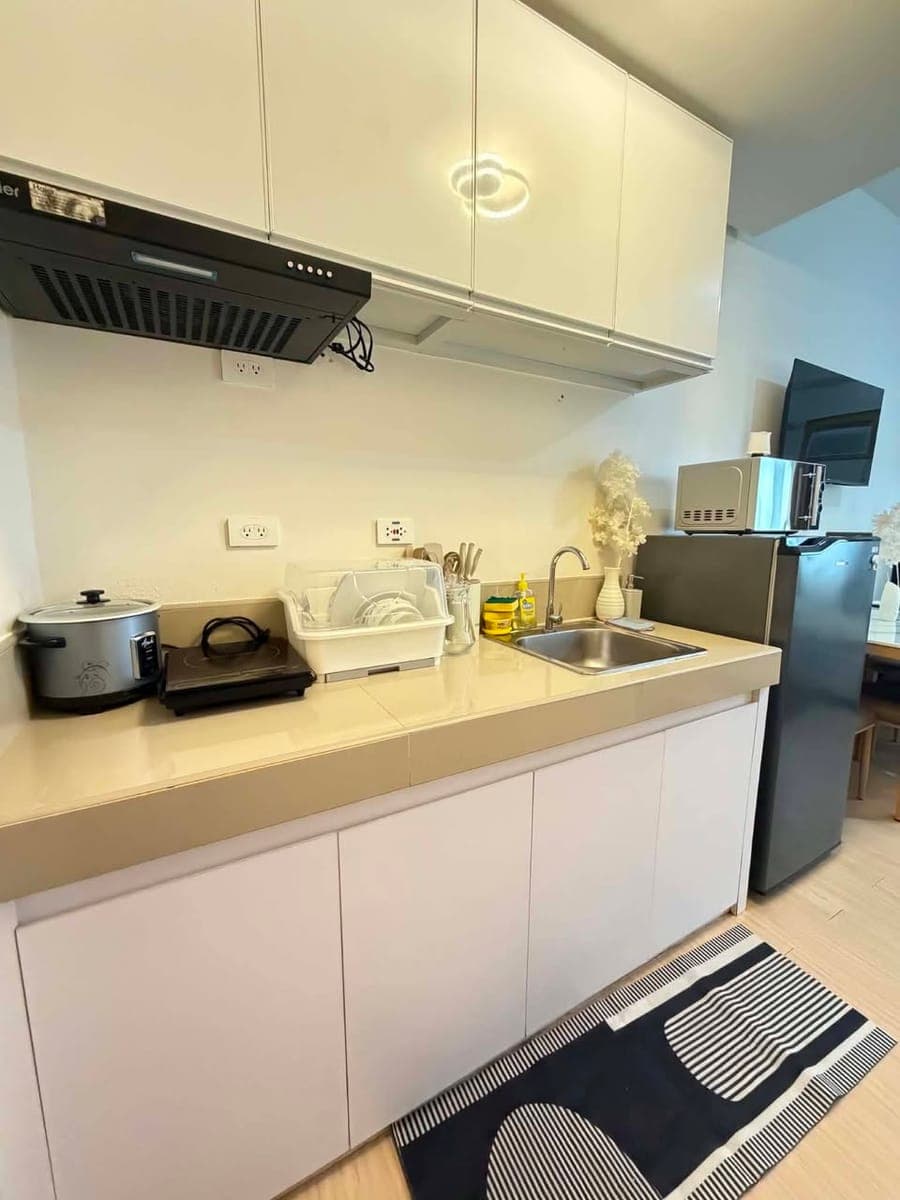 🏡 STUDIO UNIT FOR RENT – TREES RESIDENCES🏡 - photo 1