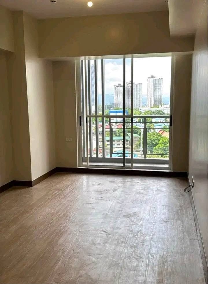 BRANDNEW Studio unit with Balcony FOR RENT - photo 1