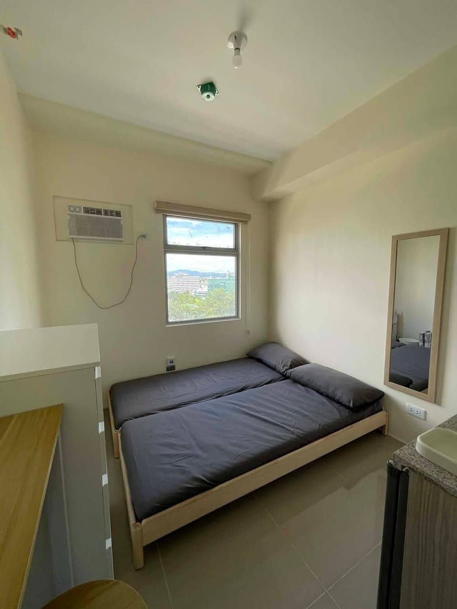 🏠 STUDIO CONDO UNIT FOR RENT - photo 2