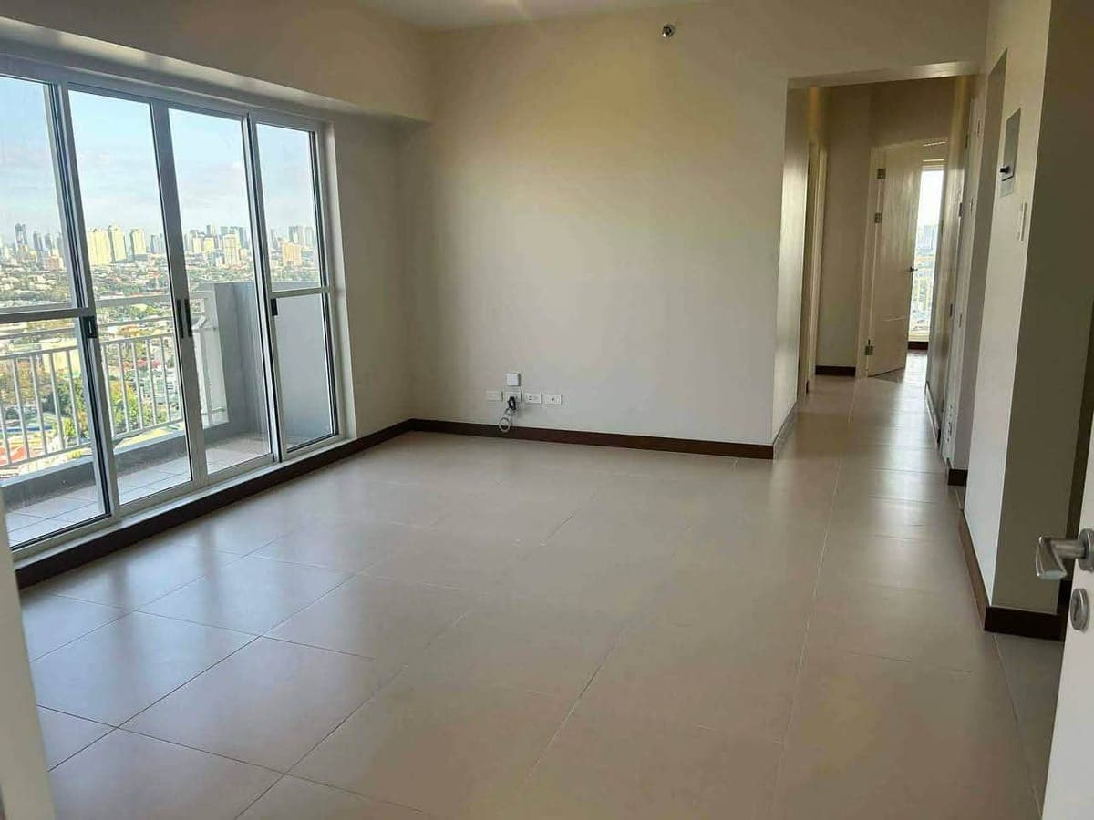 𝐅𝐎𝐑 𝐑𝐄𝐍𝐓: 3BR Semi-furnished Unit w/ Parking at DMCI Infina Towers, Quezon City - photo 1