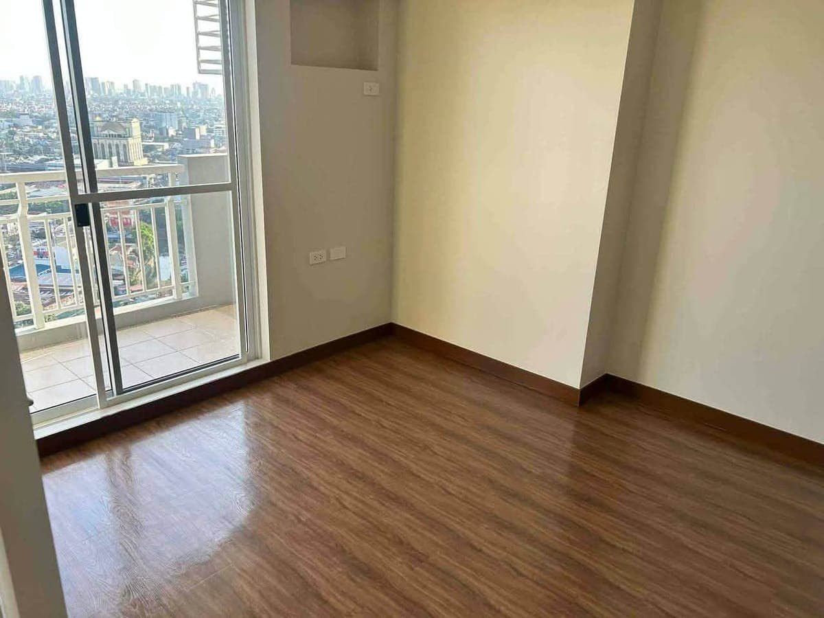 𝐅𝐎𝐑 𝐑𝐄𝐍𝐓: 3BR Semi-furnished Unit w/ Parking at DMCI Infina Towers, Quezon City - photo 4