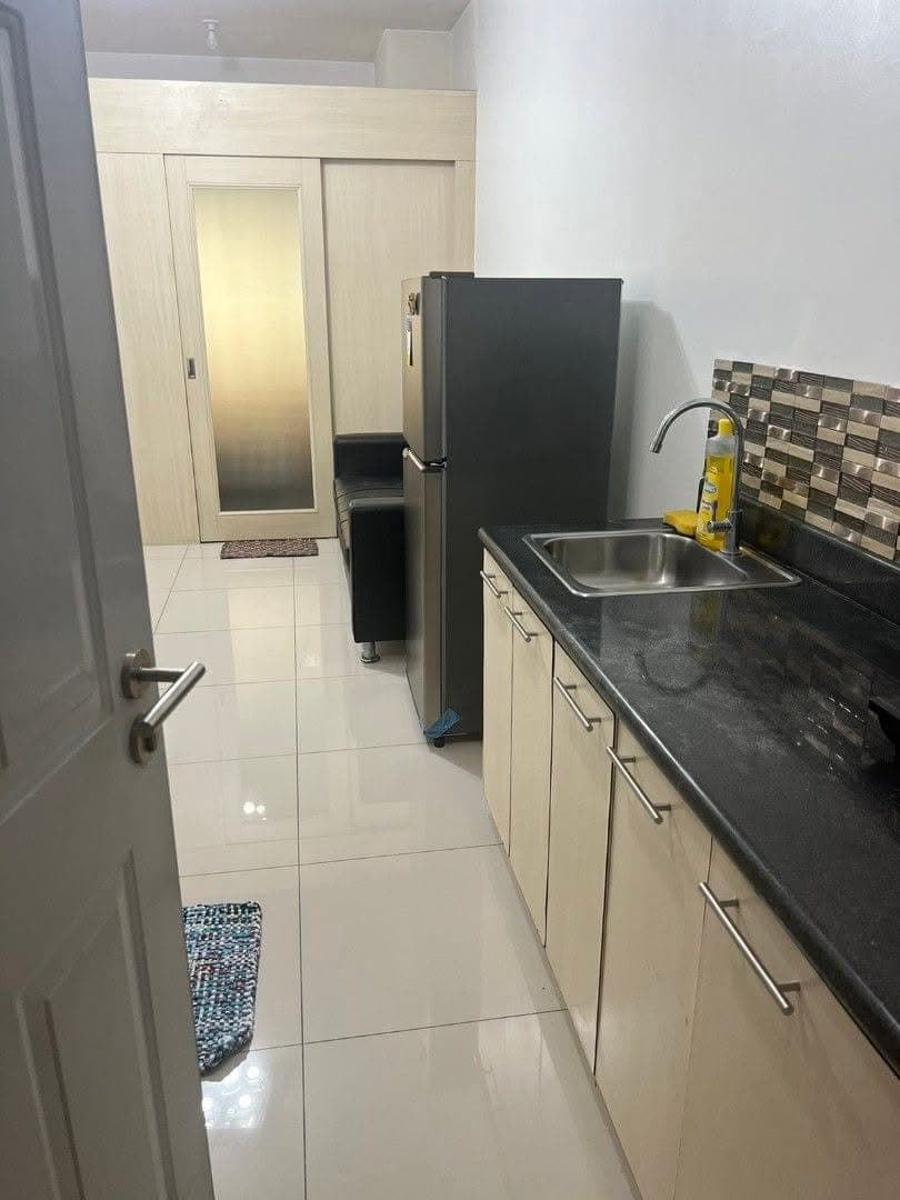 Fully Furnished 1 Bedroom Condo Unit For Rent - 29th Floor at Berkeley Residences - photo 1
