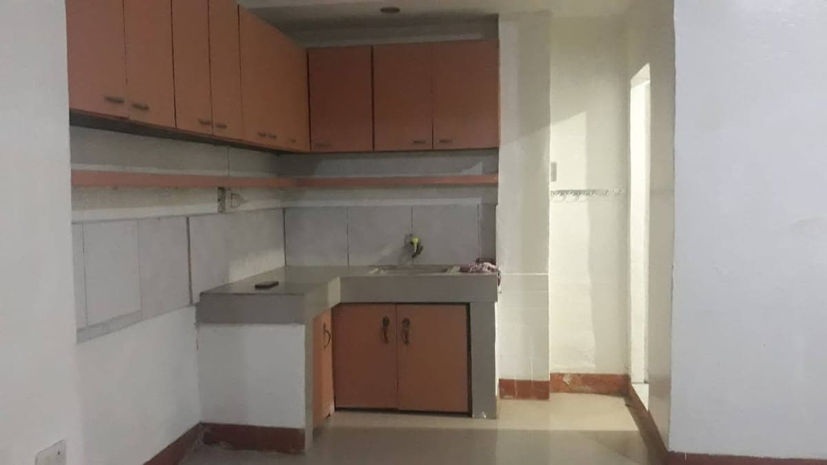 Studio type apartment for rent for ladies tenant only - photo 3