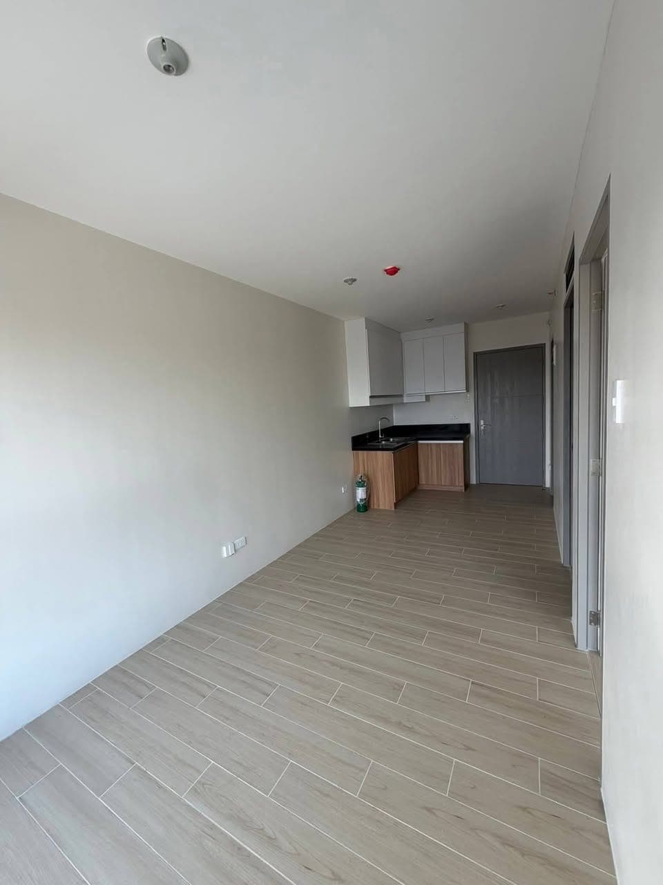 Belize Oasis condo unit available for LEASE! (Bare unit Only) - photo 5