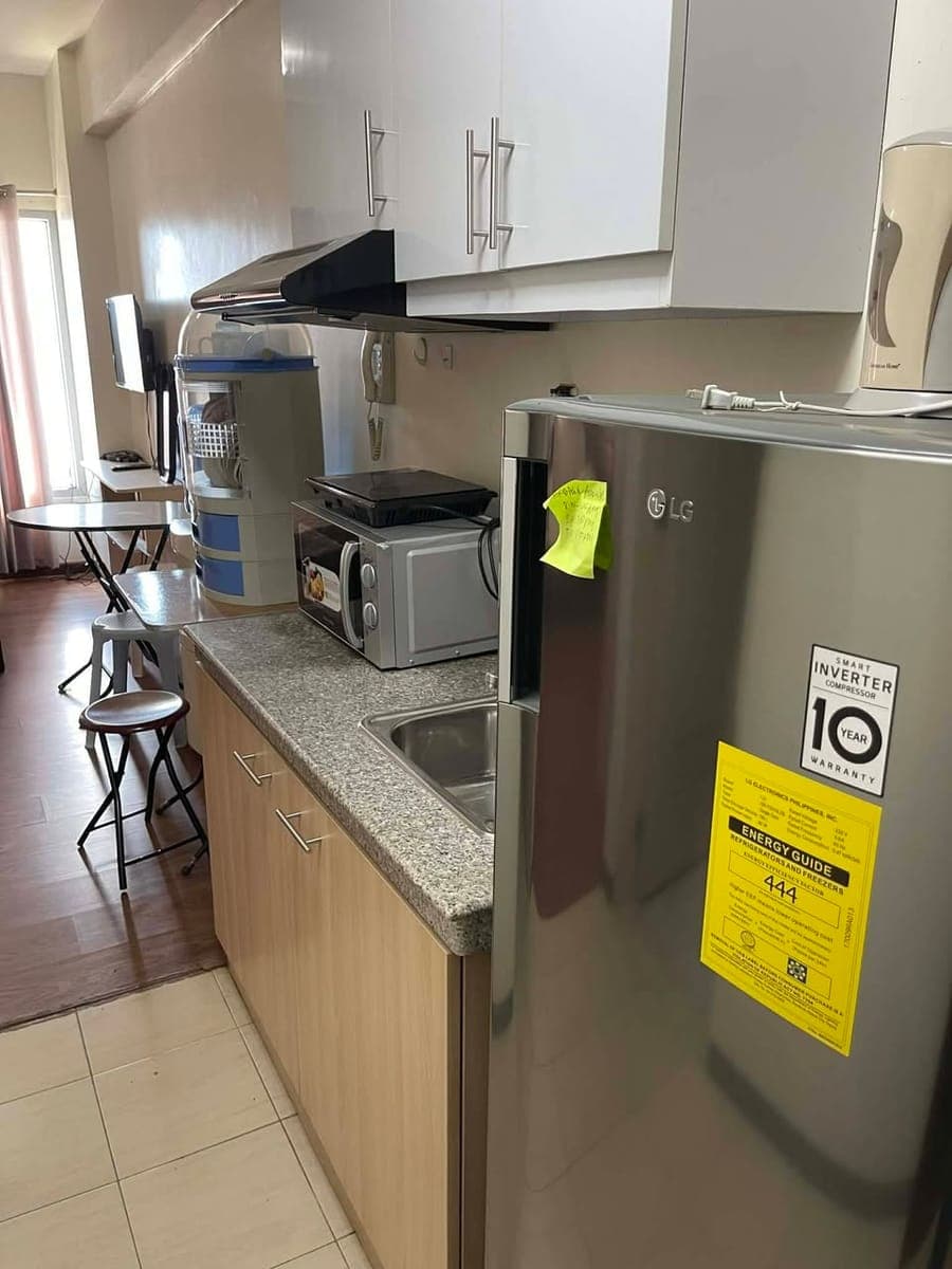 🏢 CONDO FOR RENT – THE CAPITAL TOWERS 🏢 - photo 2