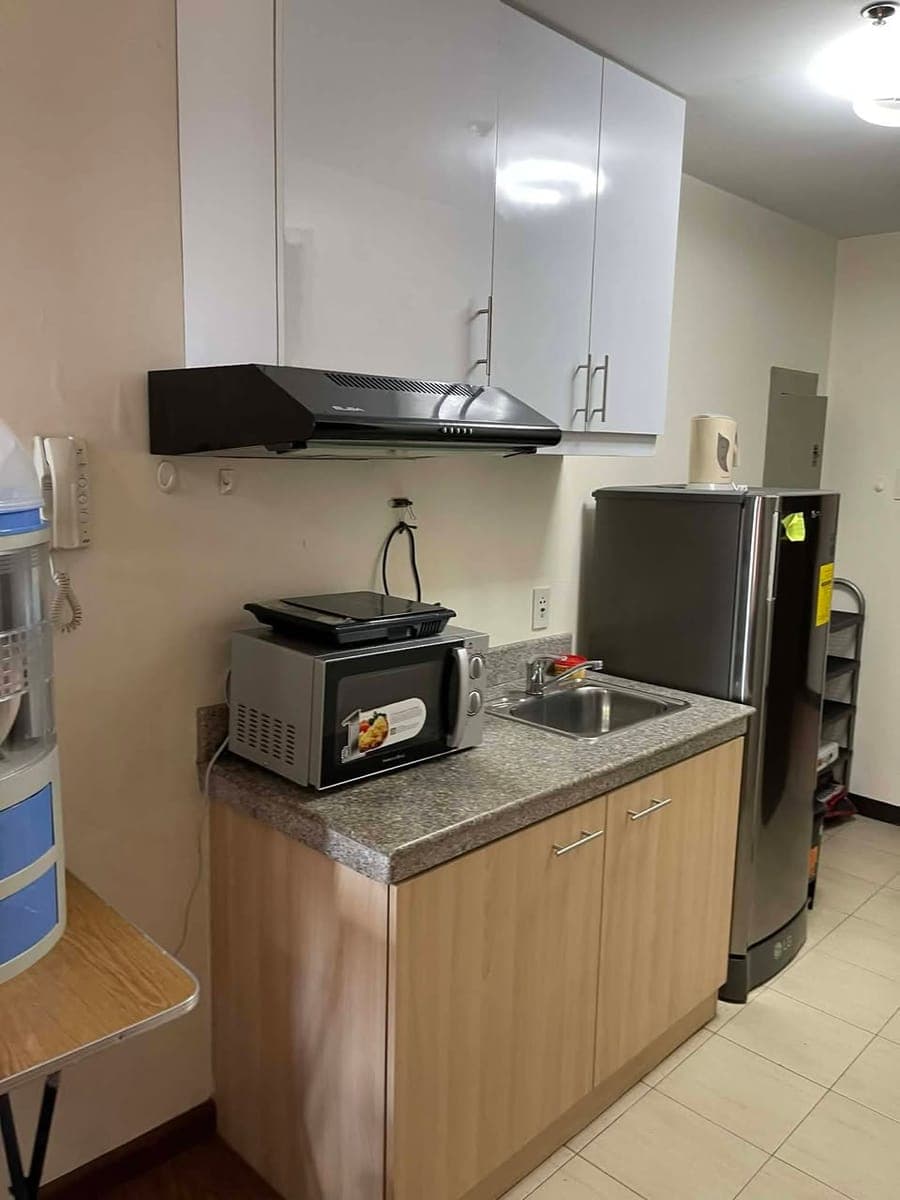 🏢 CONDO FOR RENT – THE CAPITAL TOWERS 🏢 - photo 3