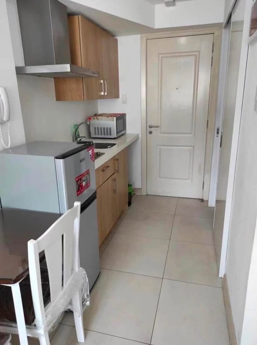 FOR RENT: ₱14,000/month. | Inclusive association dues - photo 5