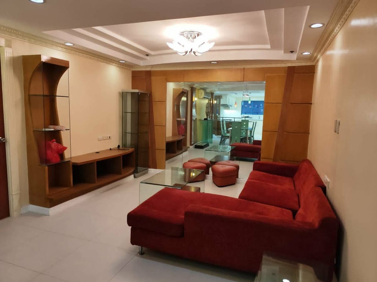 **FOR RENT: 3BR Fully Furnished Condo in Future Point Plaza 2, Quezon City** - photo 1