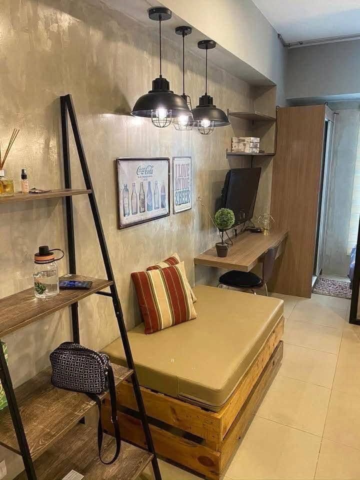 FOR RENT: ₱20,000/month. | Inclusive Association dues - photo 1
