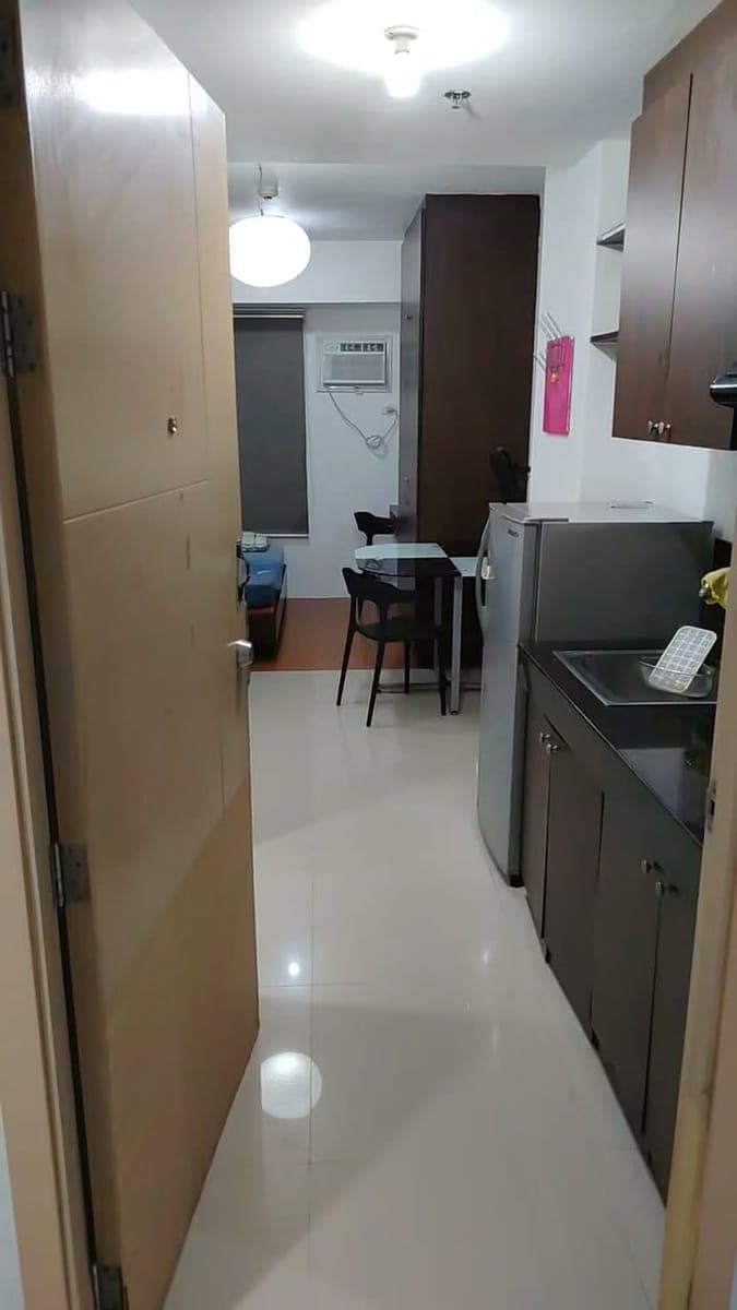 MPlace Studio Unit for Rent - photo 1