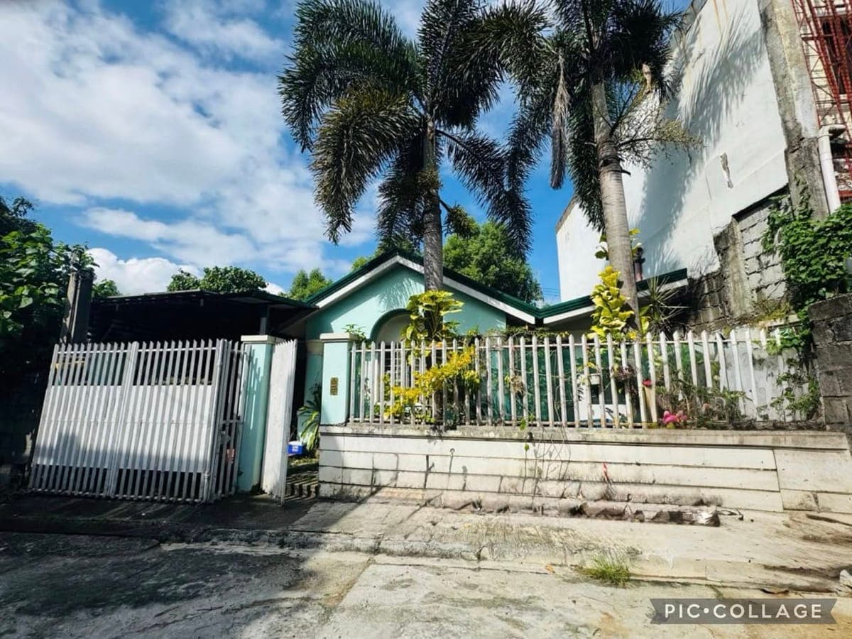 🌟 HOUSE FOR RENT —  WITH PARKING!🌟 - photo 1