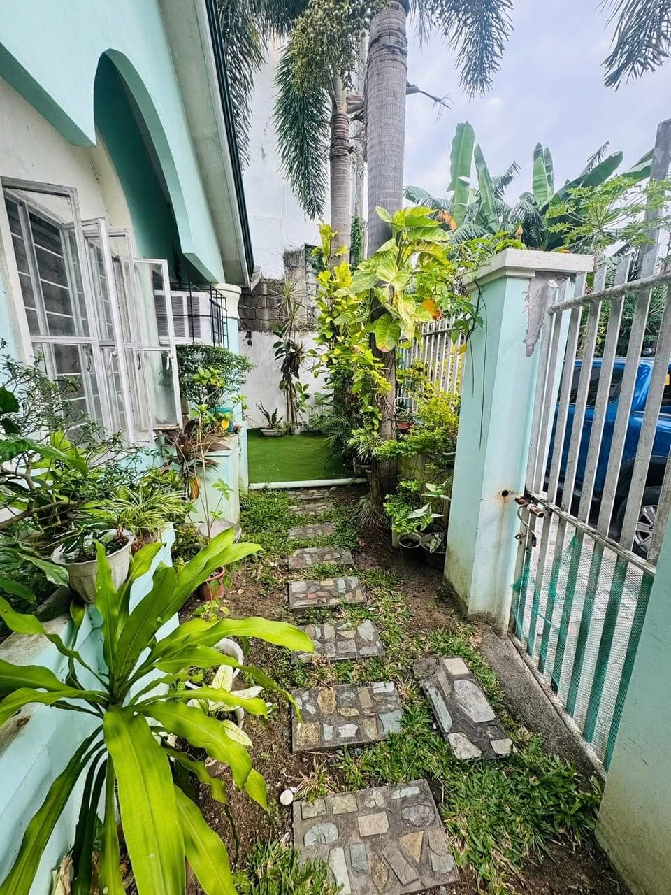 🌟 HOUSE FOR RENT —  WITH PARKING!🌟 - photo 3