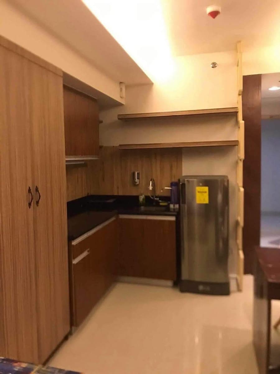 RUSH CONDO FOR RENT | SILK RESIDENCES STA. MESA, MANILA - photo 3