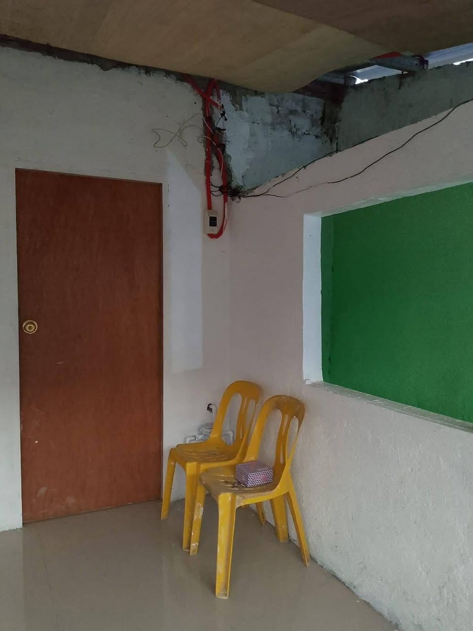 House for rent alabang mariategue 1 room sarili lababo at Cr .. tubig at kuryente sarili submiter po... - photo 1