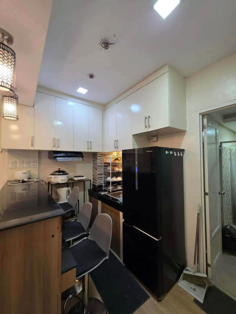 For Rent! Victoria de Morato (Quezon City) - photo 1