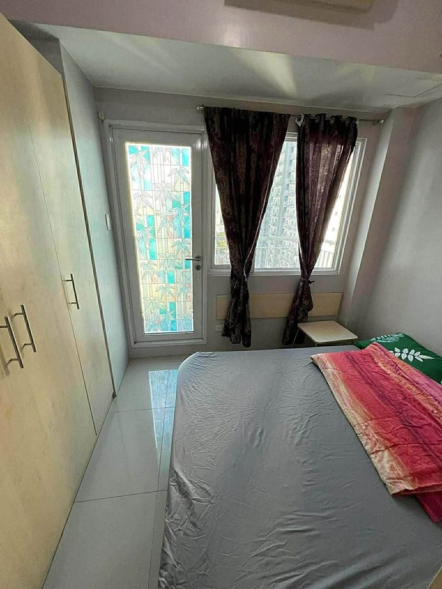 Tower 2 Grass residences 30th floor. Available for Longterm Lease. 1BR with Balcony - photo 1
