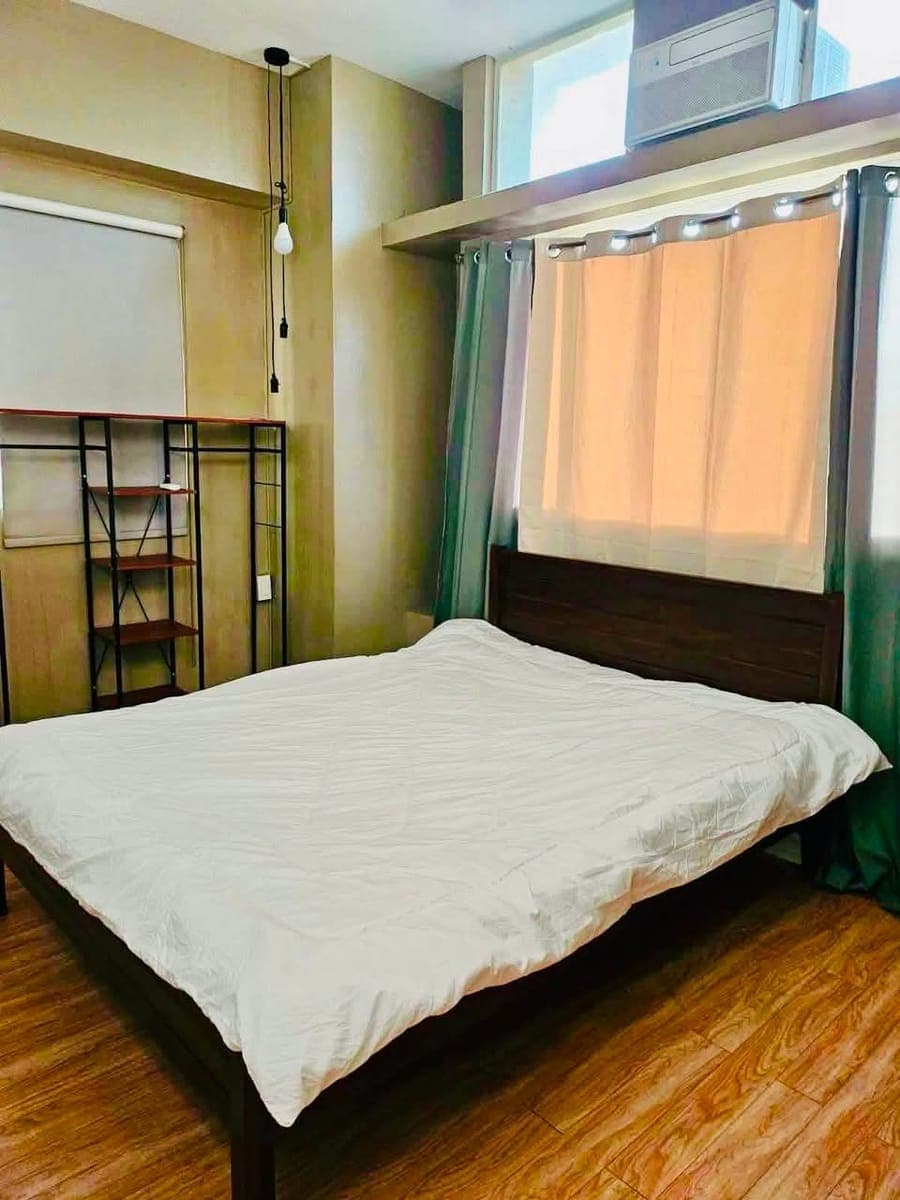 ❗ OLYMPIC HEIGHTS EASTWOOD CONDO FOR RENT ❗️ - photo 1