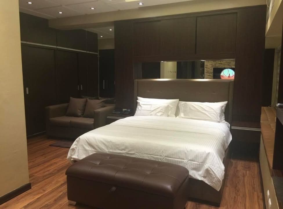 For Rent: Fully Furnished 2BR Unit at The Levels, Alabang - photo 1